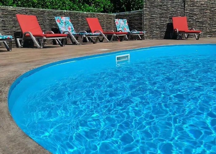 De La Colagne Resort *